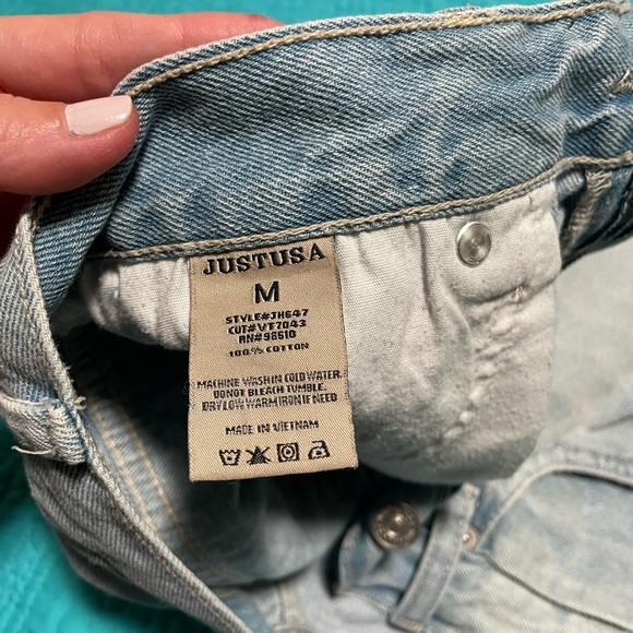 Cute Ripped Cutoff Shorts - Picture 2 of 4